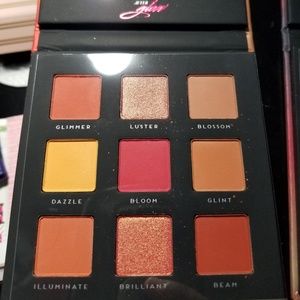 Makeup - Sold On Ⓜ️ Makeup - Sold On Ⓜ️